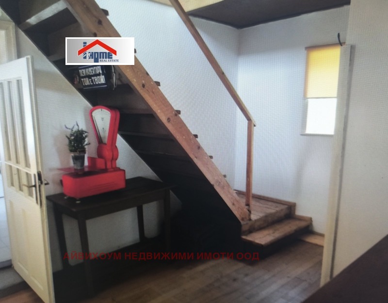 Na sprzedaż  Dom region Plewen , Totleben , 240 mkw | 43644857 - obraz [7]