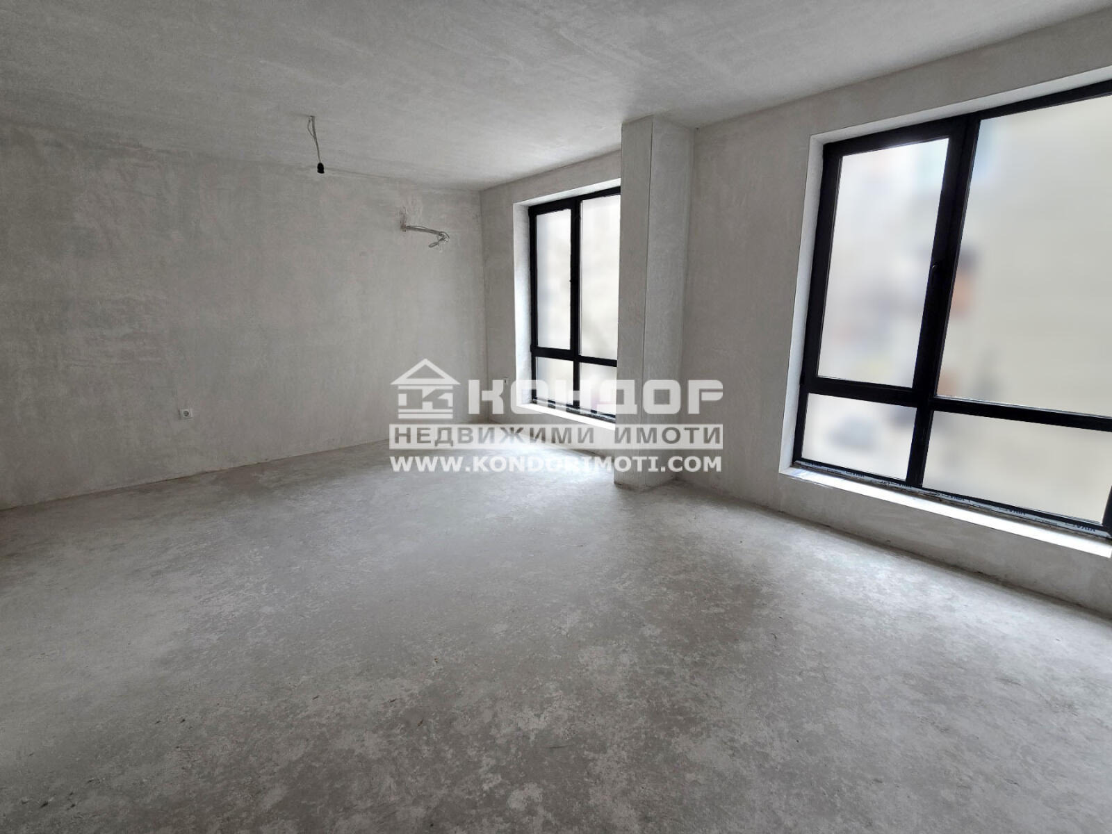Продава 3-СТАЕН, гр. Пловдив, Център, снимка 2 - Апартаменти - 53389714