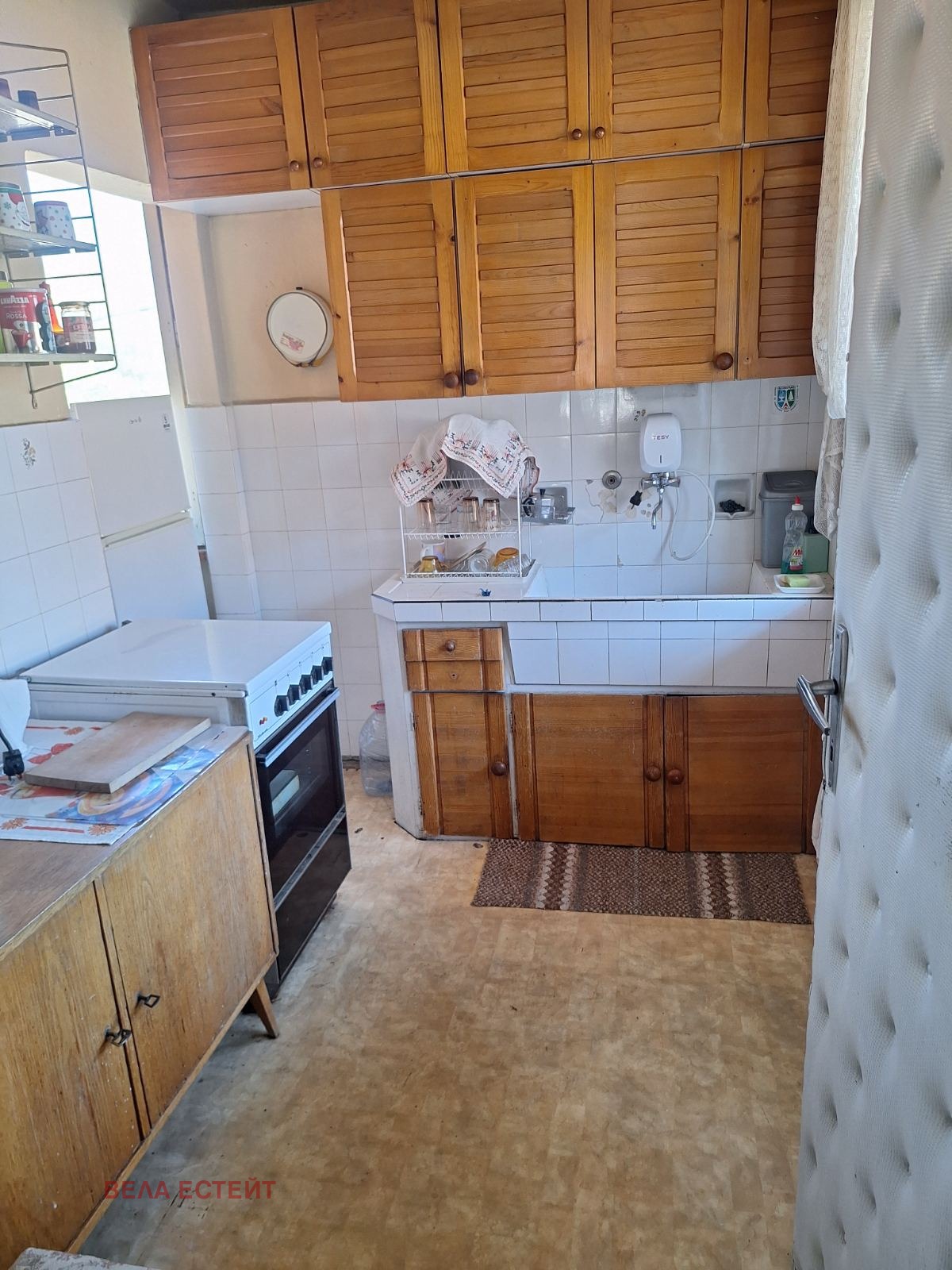 Продава ЕТАЖ ОТ КЪЩА, гр. Велинград, област Пазарджик, снимка 4 - Етаж от къща - 55832666