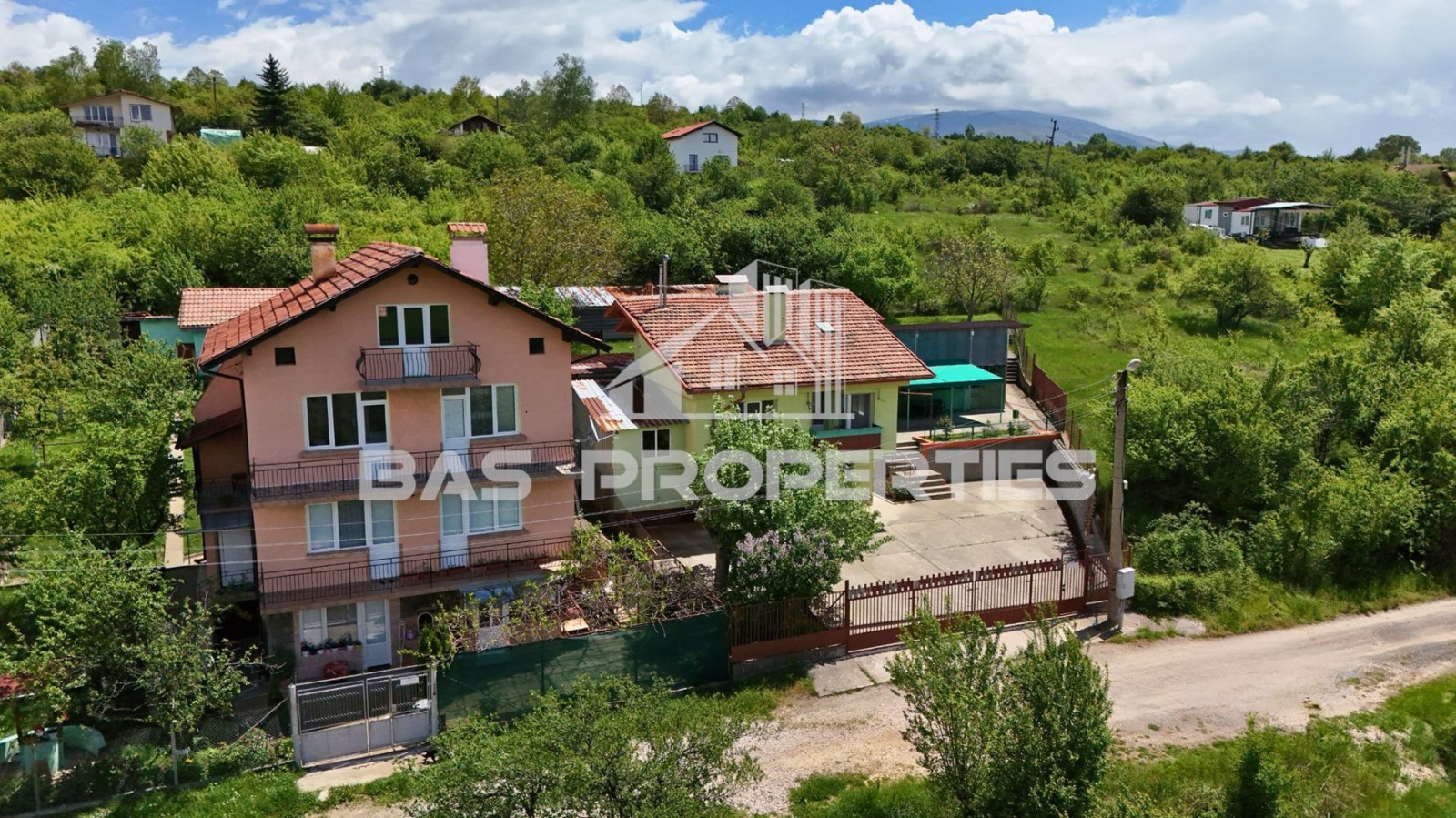 Продава КЪЩА, с. Големо Бучино, област Перник, снимка 6 - Къщи - 53913678