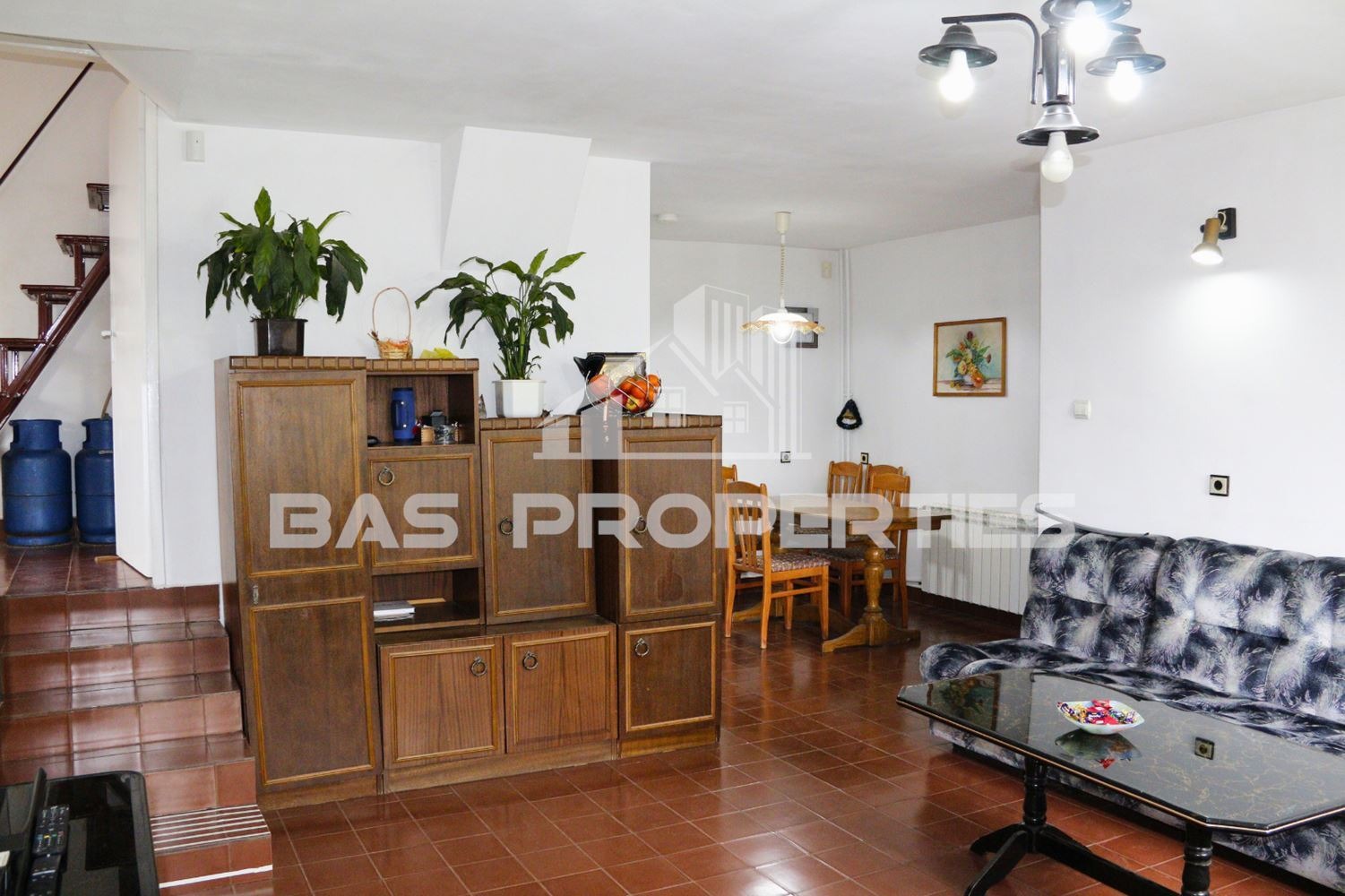 Продава КЪЩА, с. Големо Бучино, област Перник, снимка 7 - Къщи - 53913678