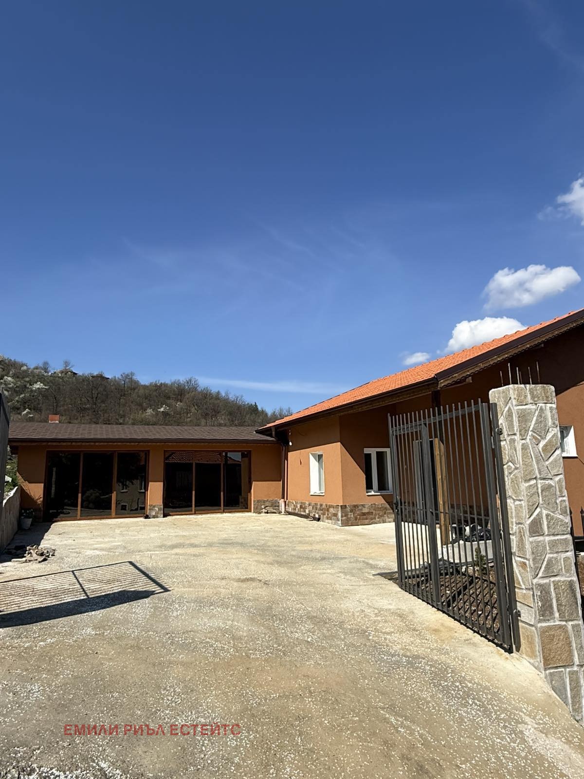 Продава КЪЩА, с. Зверино, област Враца, снимка 6 - Къщи - 54891922