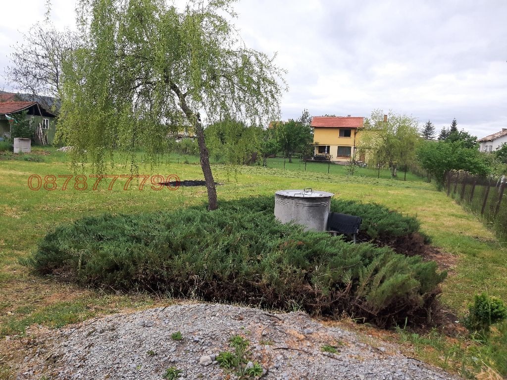 Продава ПАРЦЕЛ, с. Жедна, област Перник, снимка 11 - Парцели - 54495402