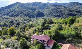 House Apriltsi, region Lovech 6