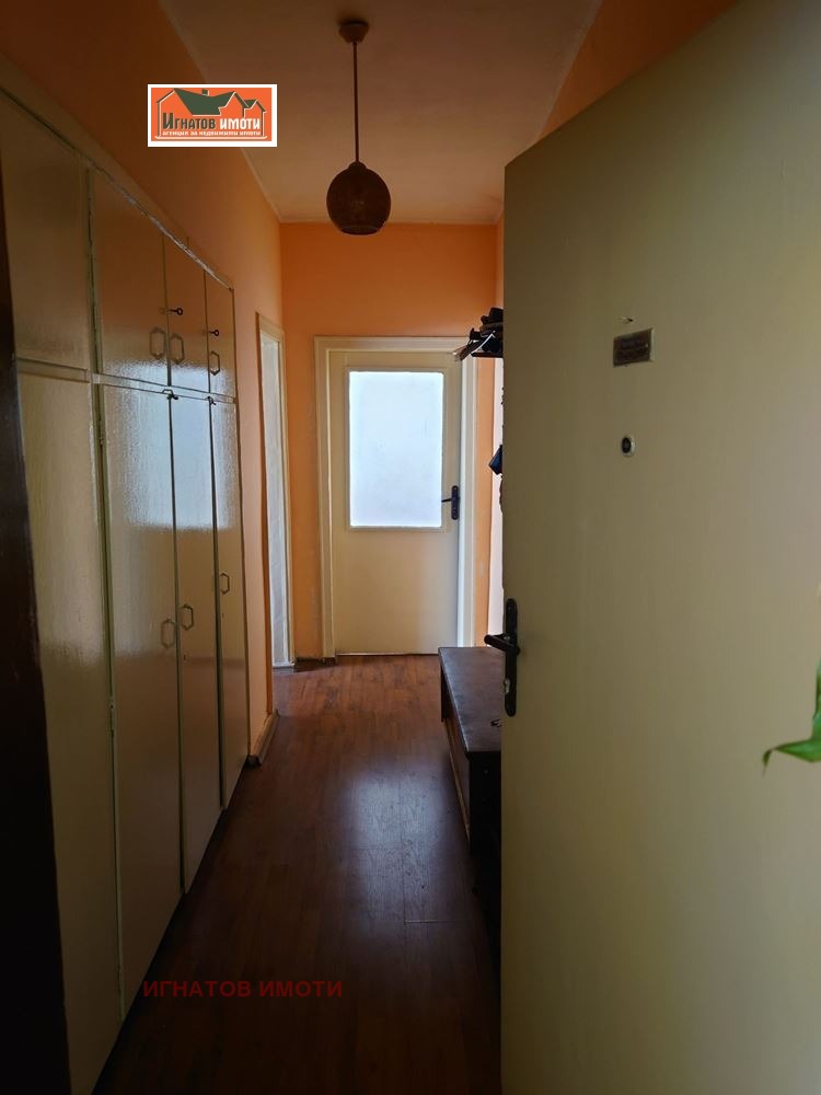 Продава 3-СТАЕН, гр. Пазарджик, Център, снимка 2 - Апартаменти - 56613646