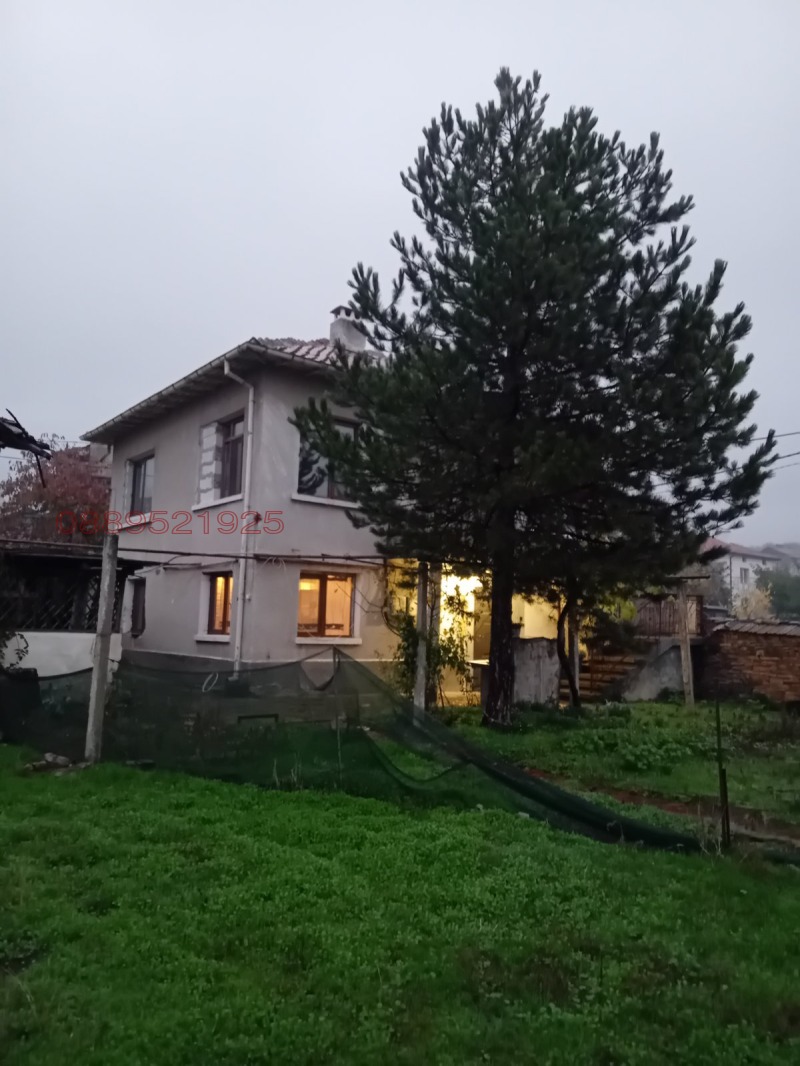Продава КЪЩА, с. Баня, област Пазарджик, снимка 2 - Къщи - 52735206