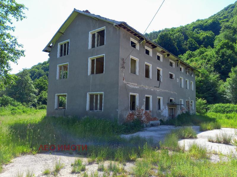 Продава БИЗНЕС ИМОТ, гр. Севлиево, област Габрово