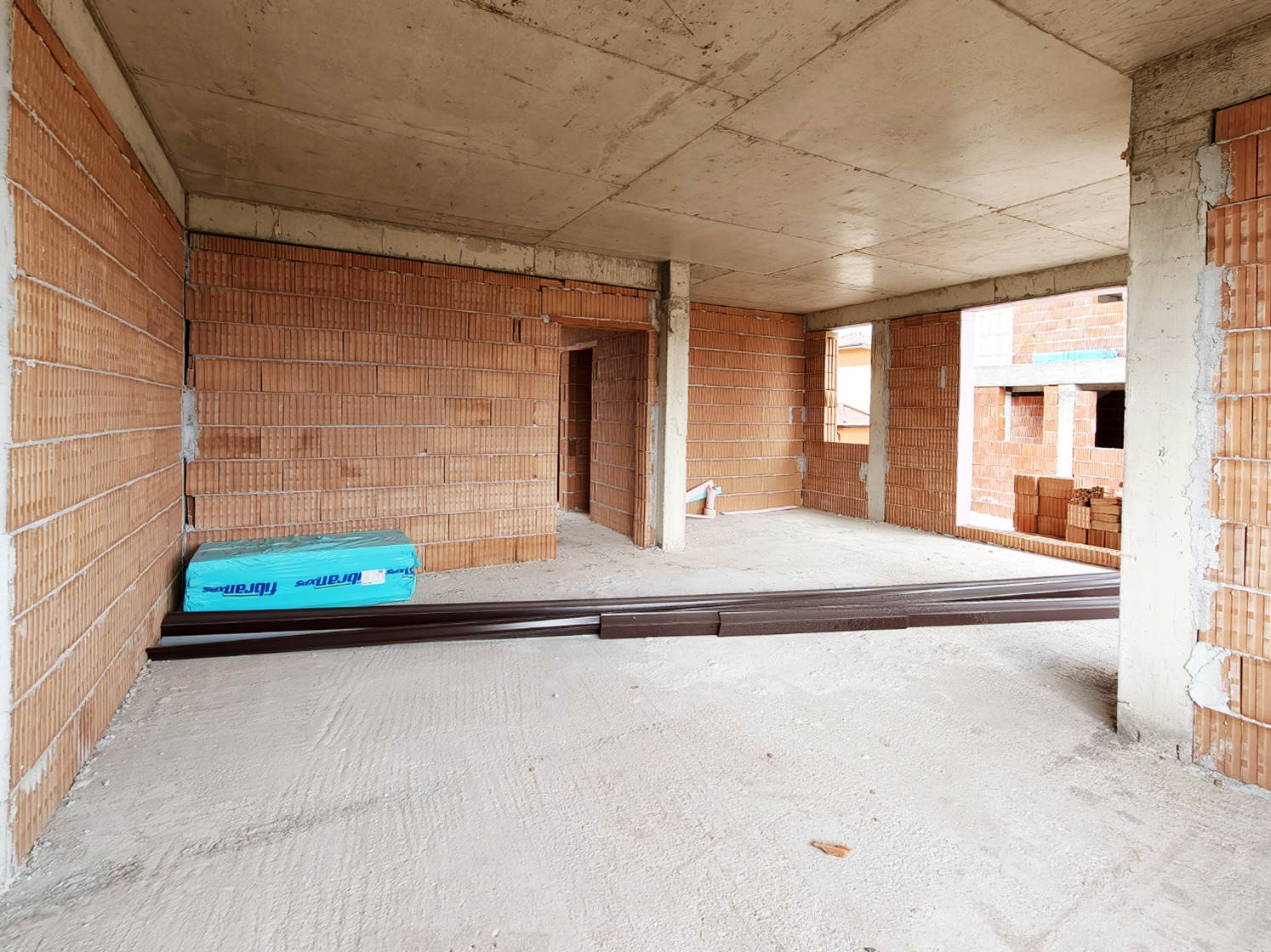 Продава КЪЩА, гр. Божурище, област София област, снимка 3 - Къщи - 53847999