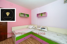 Piano della casa Tsentar, Plovdiv 7