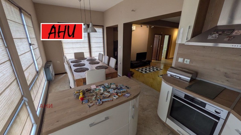 Продава МЕЗОНЕТ, гр. Пловдив, Каменица 1, снимка 15 - Апартаменти - 53376421