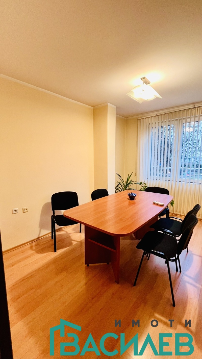 Продава ОФИС, гр. София, Зона Б-18