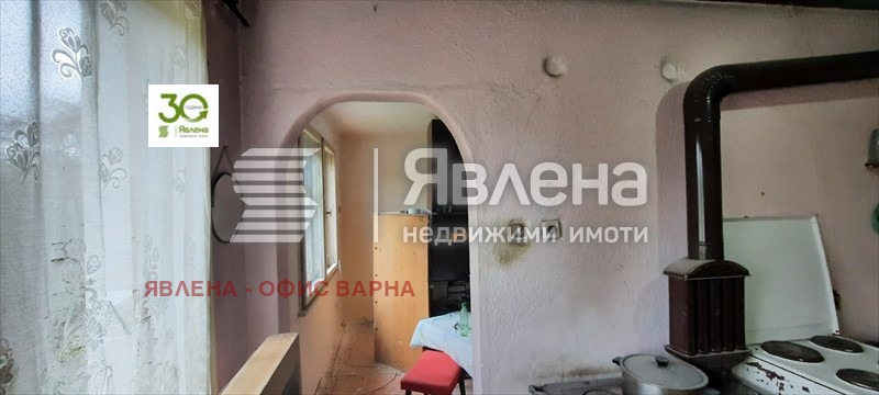 Продава КЪЩА, с. Зорница, област Варна, снимка 5 - Къщи - 53310845
