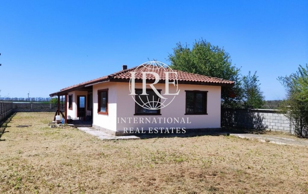 Продава КЪЩА, с. Селце, област Добрич, снимка 6 - Къщи - 55703070