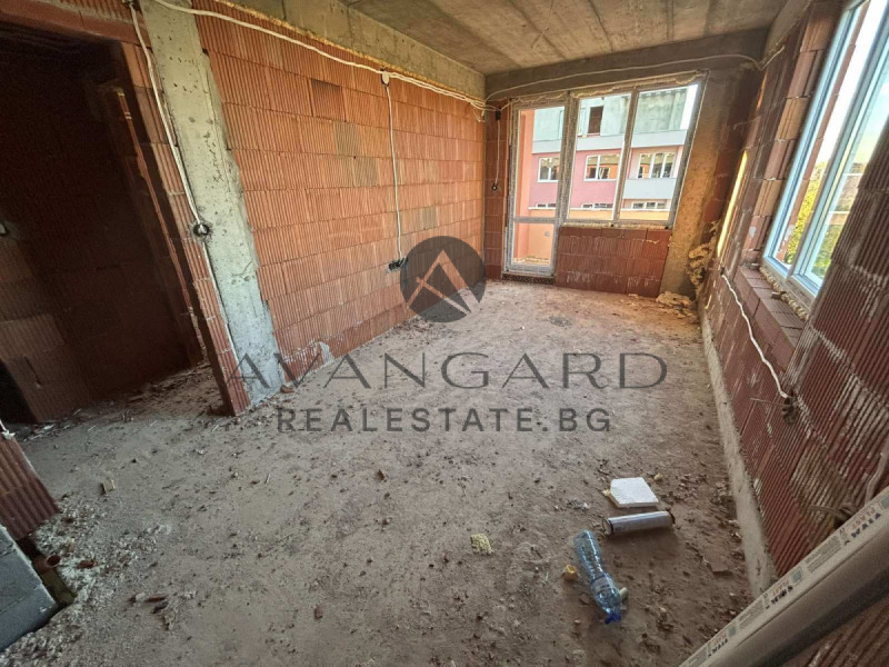 Til salgs  1 soverom Plovdiv , Ostromila , 60 kvm | 17829378 - bilde [2]