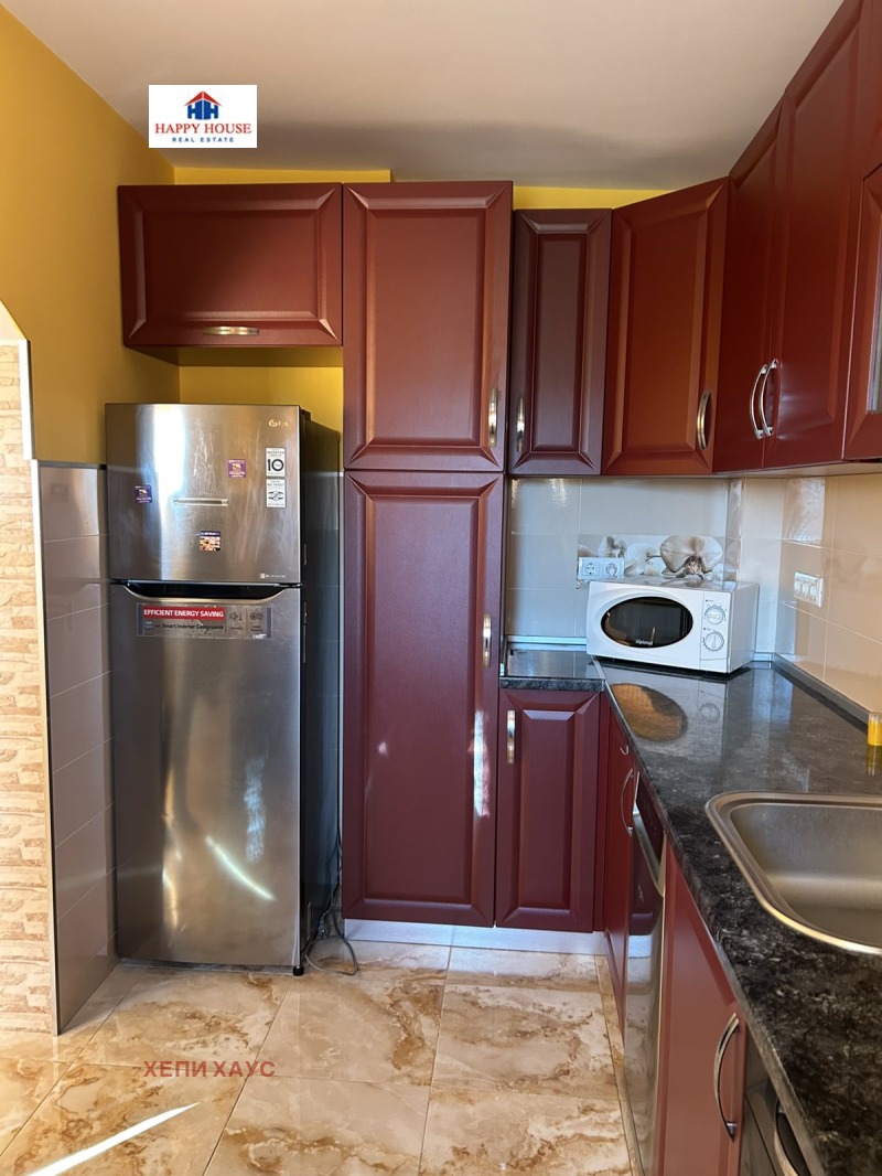 Продава ЕТАЖ ОТ КЪЩА, гр. Сандански, област Благоевград, снимка 2 - Етаж от къща - 52936509