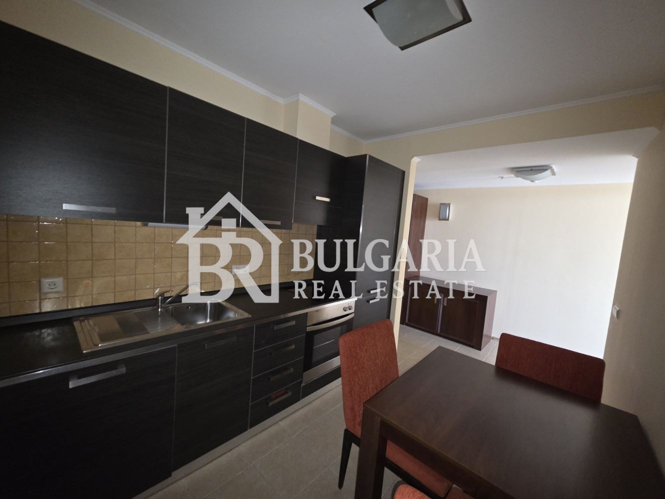 Продава 2-СТАЕН, гр. Поморие, област Бургас