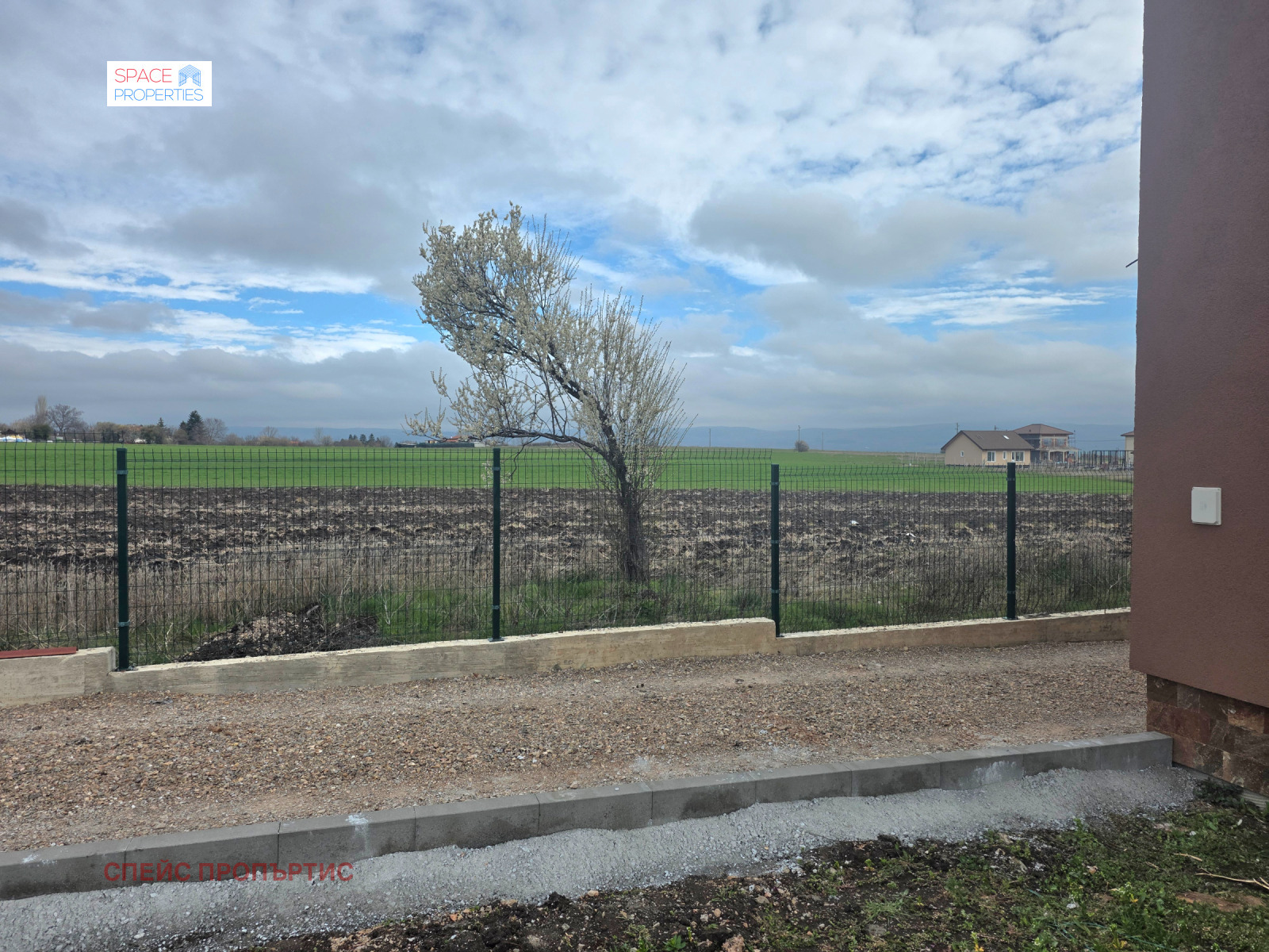 Продава КЪЩА, с. Пролеша, област София област, снимка 16 - Къщи - 54068954