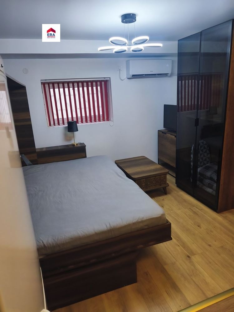 Продава ЕТАЖ ОТ КЪЩА, гр. Пловдив, Център, снимка 10 - Етаж от къща - 54040834