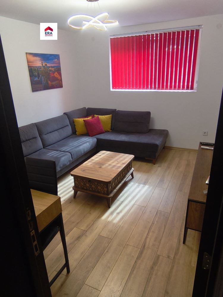 Продава ЕТАЖ ОТ КЪЩА, гр. Пловдив, Център