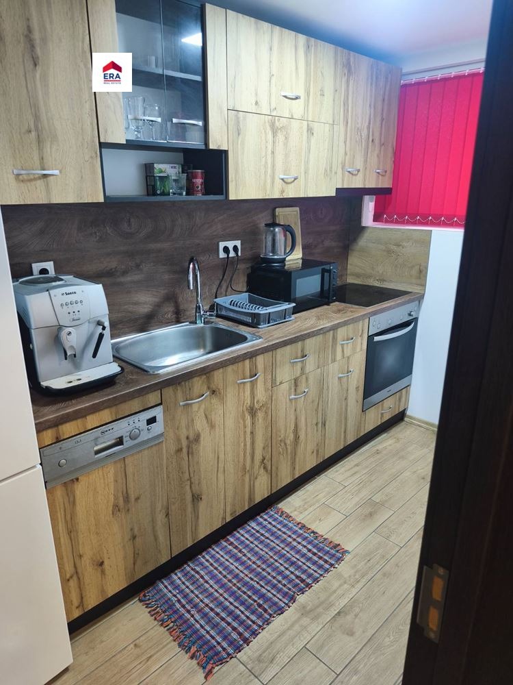 Продава ЕТАЖ ОТ КЪЩА, гр. Пловдив, Център, снимка 5 - Етаж от къща - 54040834