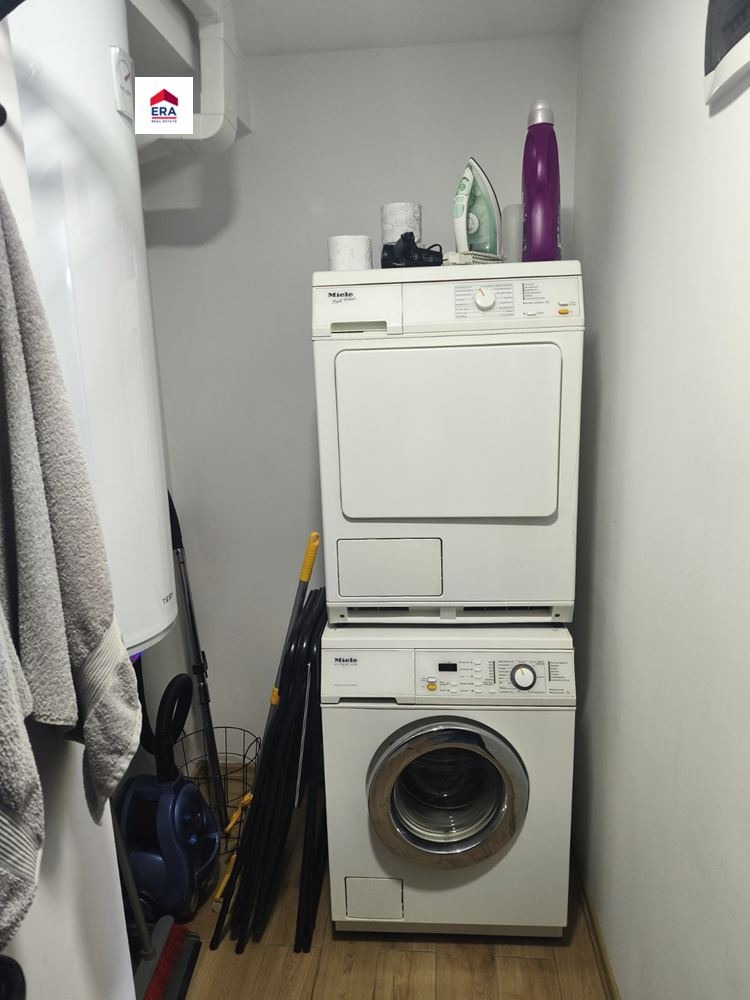 Продава ЕТАЖ ОТ КЪЩА, гр. Пловдив, Център, снимка 13 - Етаж от къща - 54040834