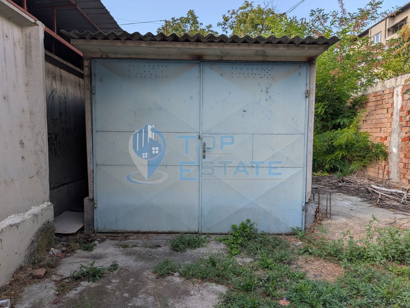 Продава ГАРАЖ, ПАРКОМЯСТО, гр. Горна Оряховица, област Велико Търново