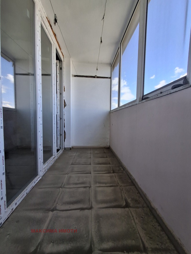 Til salgs  1 soverom Burgas , Vazrasjdane , 77 kvm | 53504261 - bilde [2]