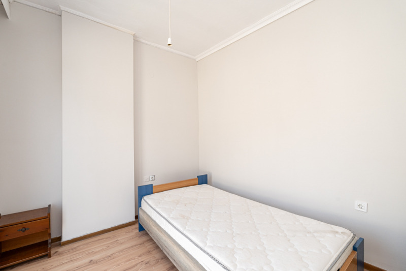 Продава 2-СТАЕН, гр. Велико Търново, Център, снимка 11 - Апартаменти - 54364122