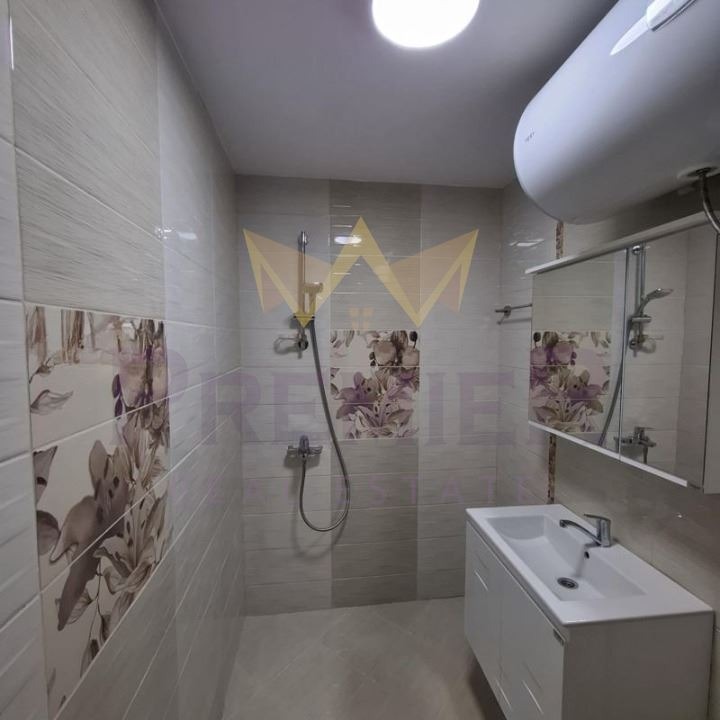 Продава  3-стаен град Варна , Възраждане 1 , 71 кв.м | 68737711 - изображение [12]