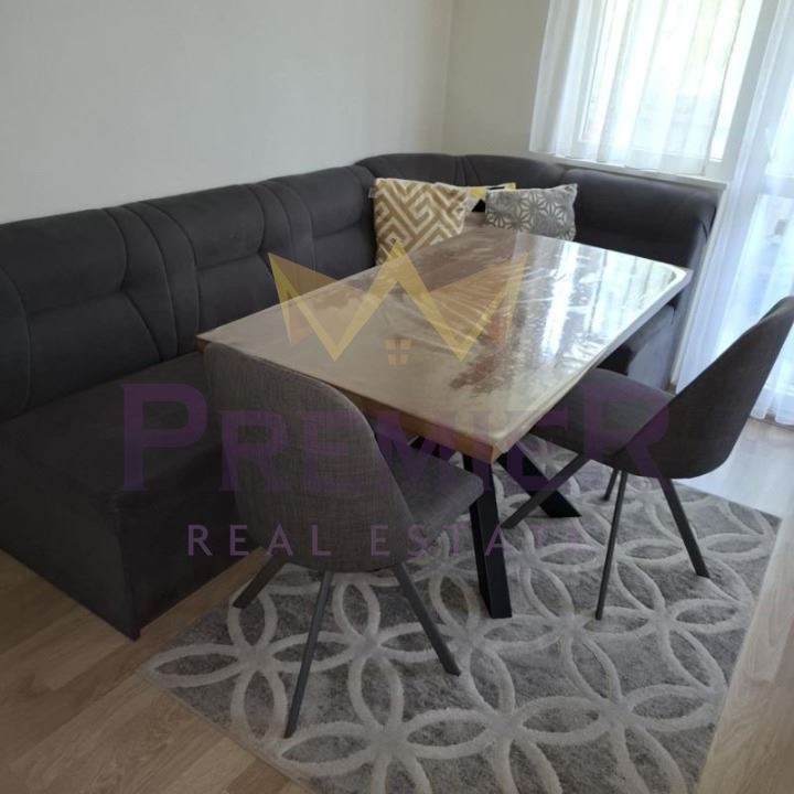 Продава  3-стаен град Варна , Възраждане 1 , 71 кв.м | 68737711 - изображение [2]