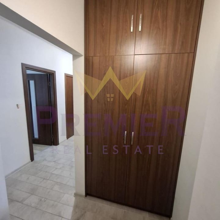 Продава  3-стаен град Варна , Възраждане 1 , 71 кв.м | 68737711 - изображение [6]
