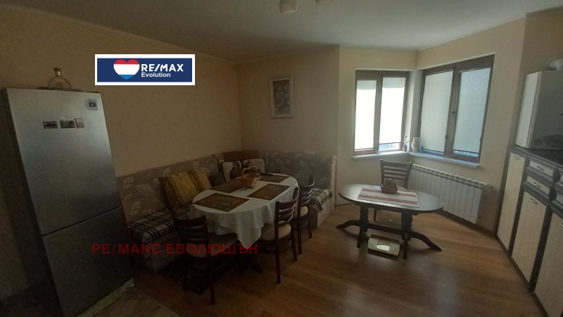 Продава  3-стаен град Разград , Варош , 76 кв.м | 78806019 - изображение [3]