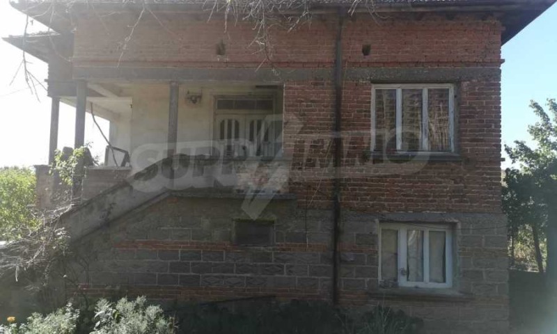 Продава  Къща, област Видин, с. Винарово • 8 800 EUR • ID 57940735 — holmes.bg - [1] 
