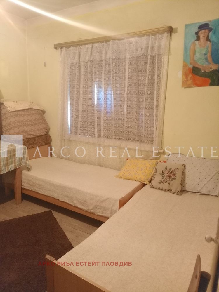 Продава КЪЩА, с. Цалапица, област Пловдив, снимка 2 - Къщи - 55797723