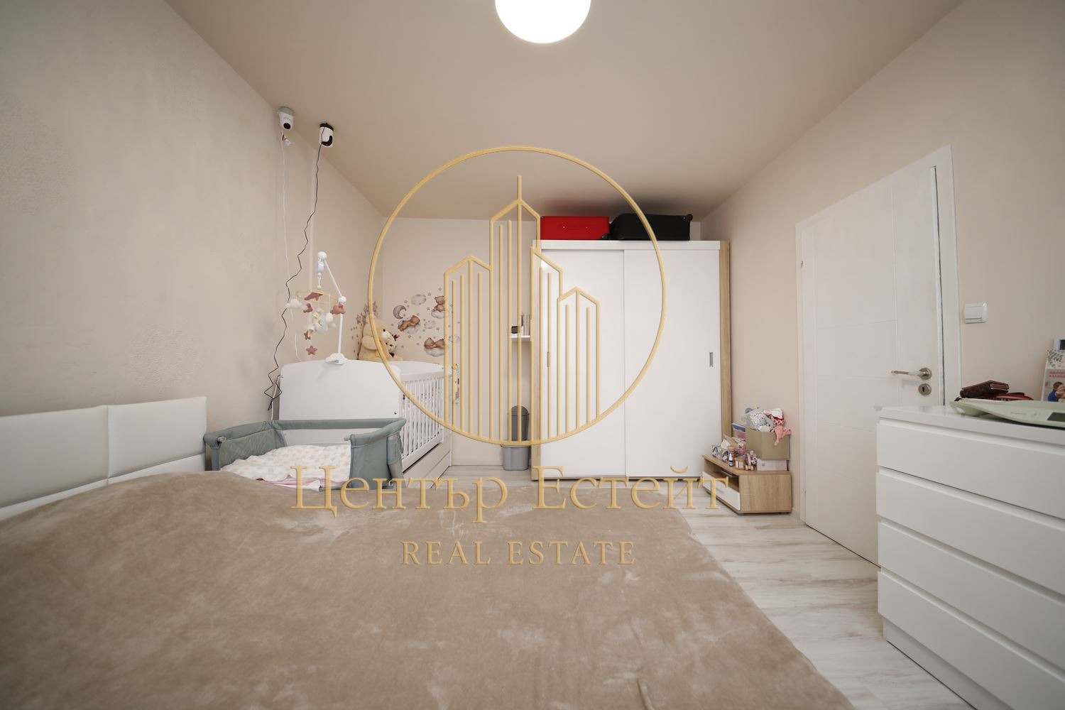 Продава 2-СТАЕН, гр. Плевен, Сторгозия, снимка 3 - Апартаменти - 54122792