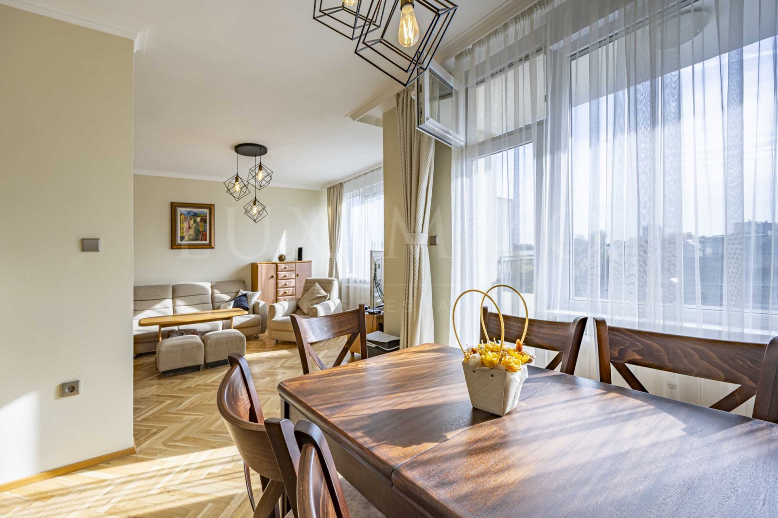 Продава 4-СТАЕН, гр. София, Бъкстон