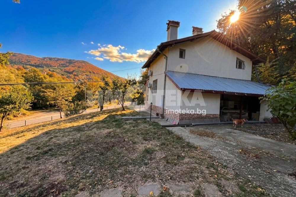 Продава КЪЩА, гр. София, с. Мало Бучино, снимка 4 - Къщи - 56577314