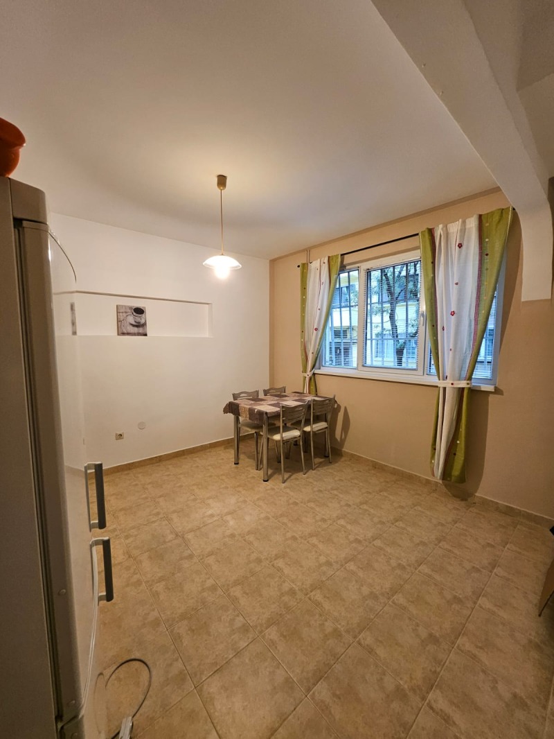 Продава 2-СТАЕН, гр. София, Медицинска академия, снимка 2 - Апартаменти - 53603141