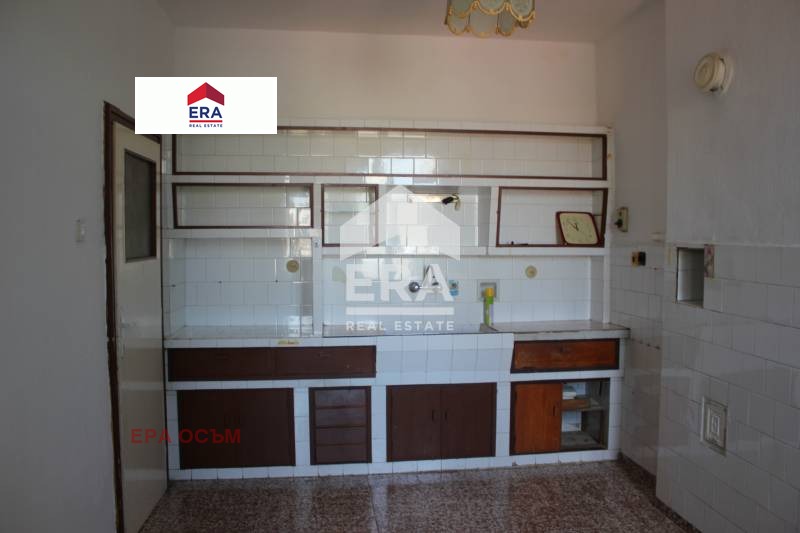 Продава  3-стаен град Ловеч , Широк център , 96 кв.м | 32788010 - изображение [6]