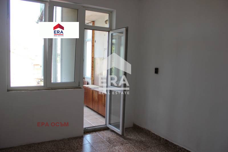 Продава  3-стаен град Ловеч , Широк център , 96 кв.м | 32788010 - изображение [7]