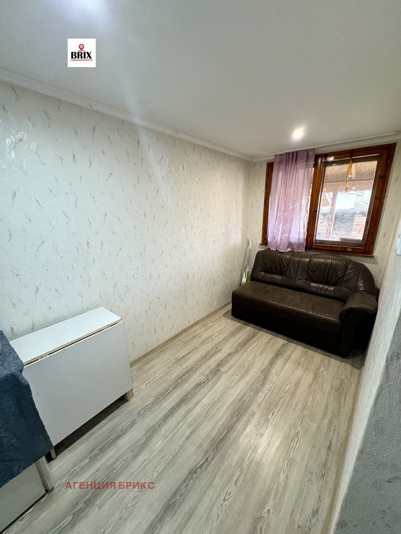 Продава КЪЩА, гр. Русе, Родина 4, снимка 4 - Къщи - 52398388