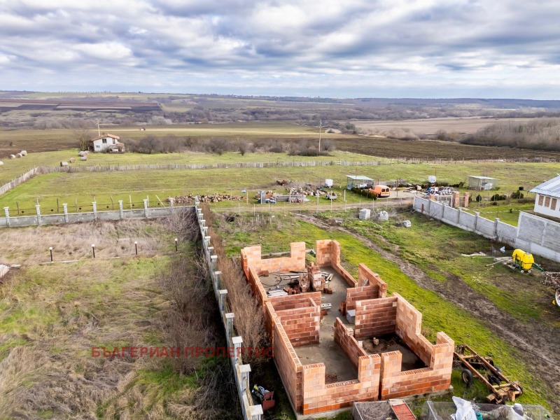 Продава КЪЩА, с. Равна гора, област Варна, снимка 4 - Къщи - 52884525