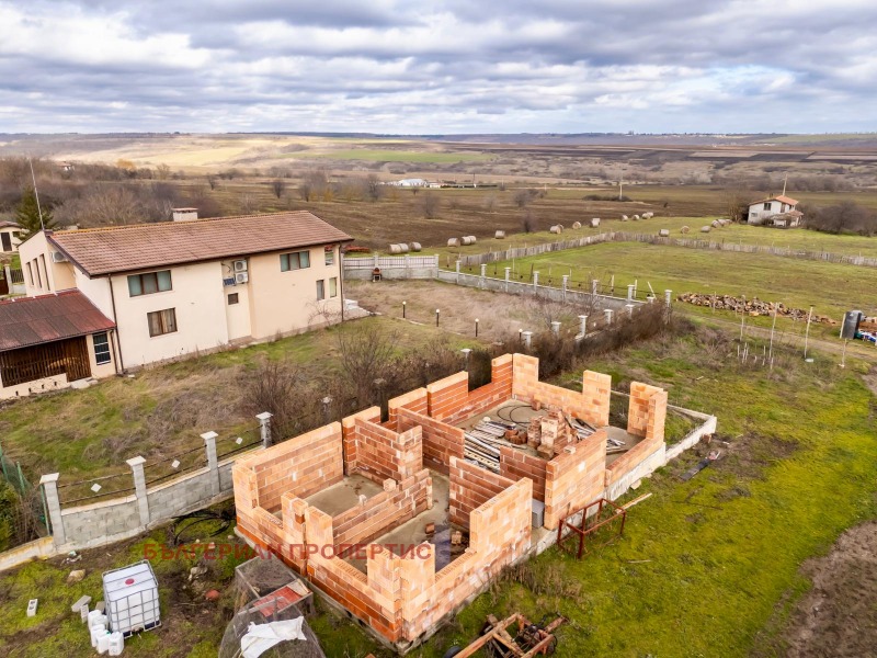 Продава КЪЩА, с. Равна гора, област Варна