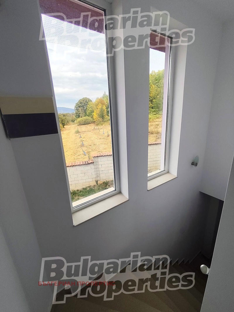 Продава КЪЩА, гр. Априлци, област Ловеч, снимка 16 - Къщи - 53445216