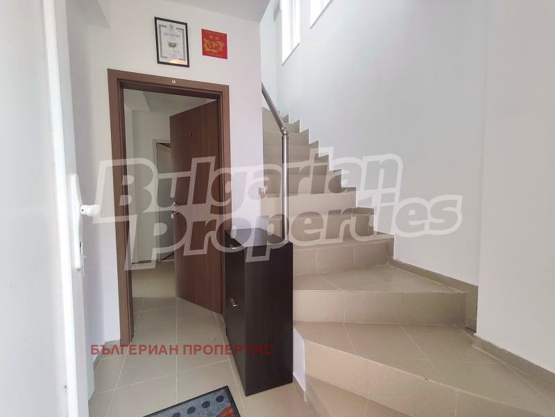 Продава КЪЩА, гр. Априлци, област Ловеч, снимка 15 - Къщи - 53445216