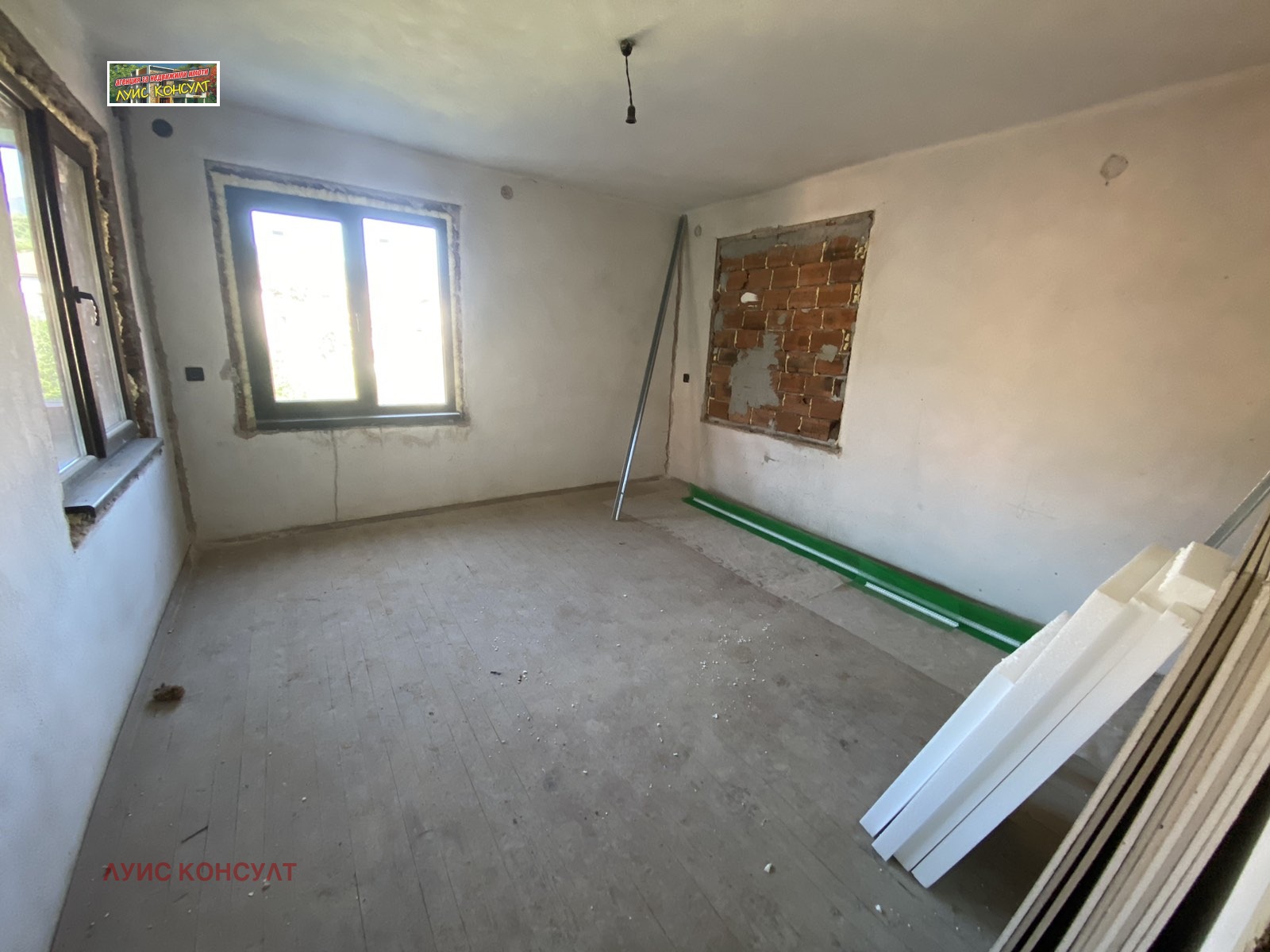 Продава КЪЩА, гр. Чипровци, област Монтана, снимка 15 - Къщи - 56219933