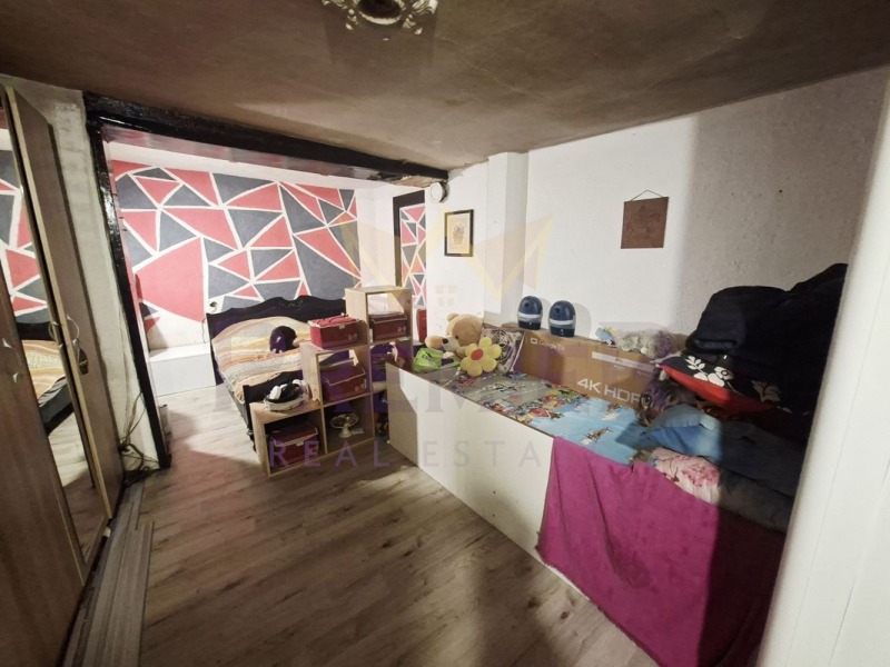 Продава КЪЩА, гр. Варна, Христо Ботев, снимка 4 - Къщи - 52989175