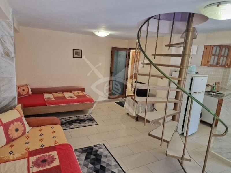 Продава КЪЩА, гр. Поморие, област Бургас, снимка 3 - Къщи - 53082692