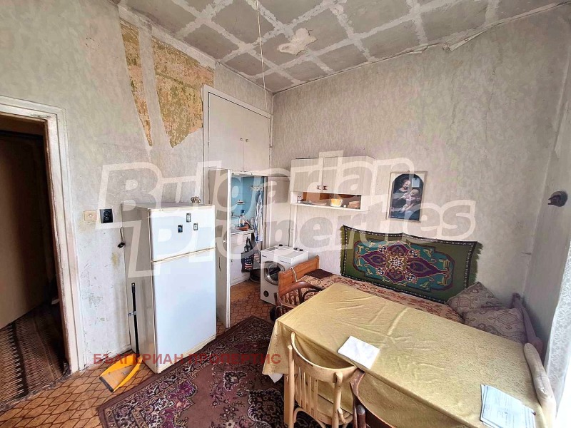 Продава 3-СТАЕН в град Перник, Изток - 71 кв.м / 90 000 € » 176 024.70 лв., БЪЛГЕРИАН ПРОПЕРТИС