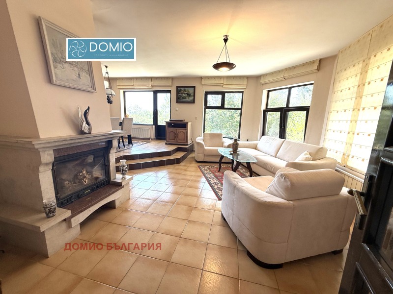 Продава КЪЩА в град Варна, Свети Никола - 298 кв.м / 495 000 € » 968 135.85 лв., ДОМИО БЪЛГАРИЯ
